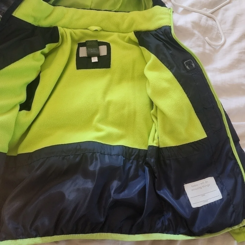 C9 Champion boys blue puffer jacket w/ neon and thumbholes size XS 4-5